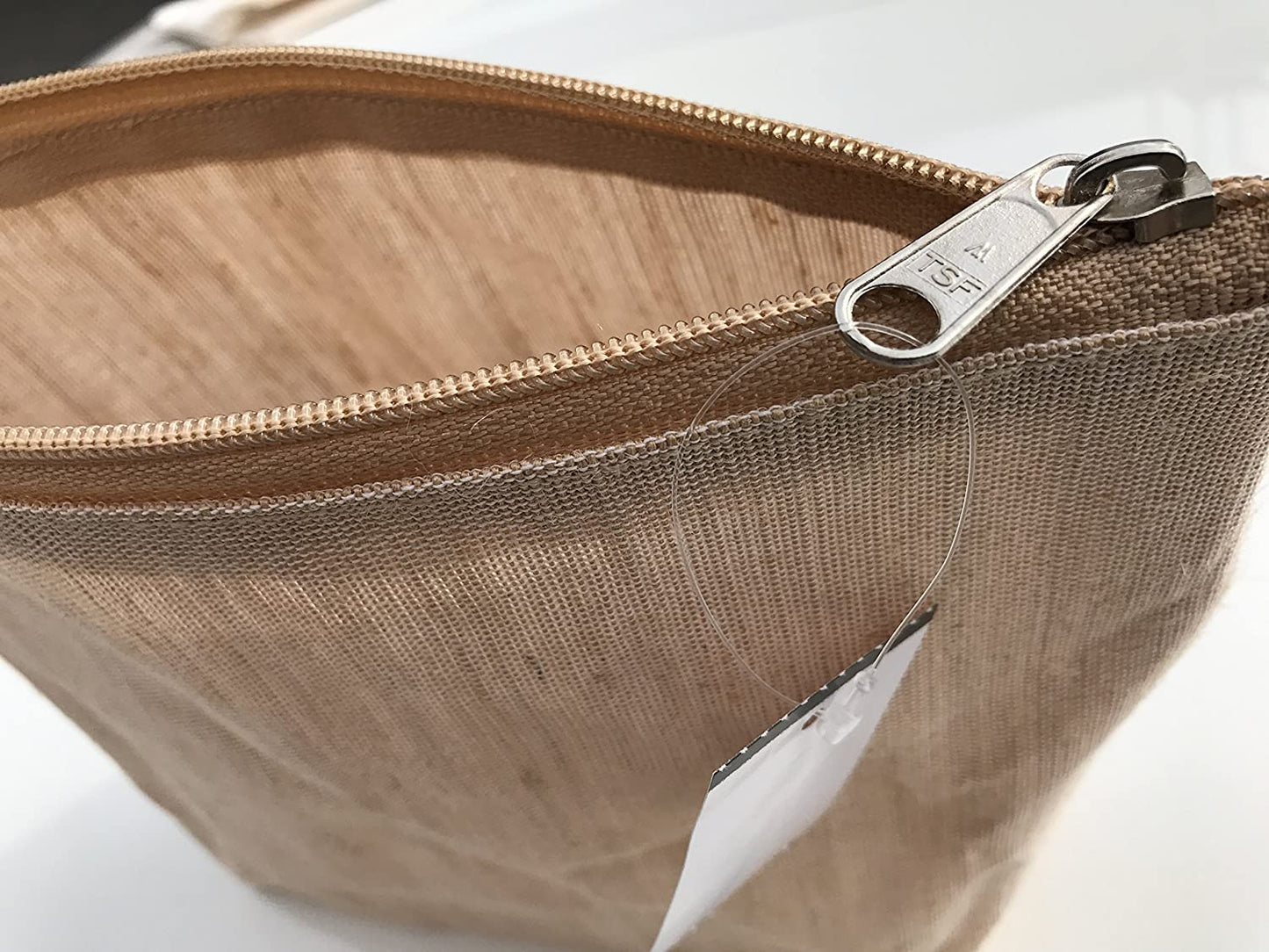 Wholesale Jute Fabric Zippered Pouch Bags with Gusset, Cosmetic Makeup Bags