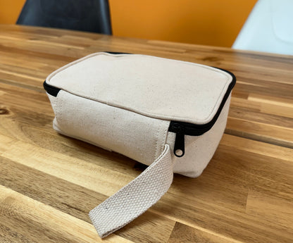 Bulk canvas toiletry bag interior with laminate lining